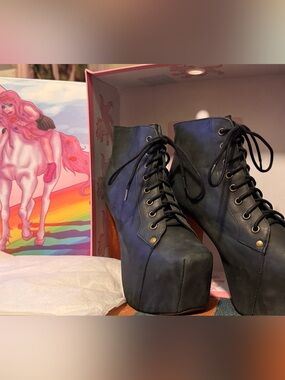 TRUE VINTAGE LITAS! Jeffrey Campbell Litas in Black Leather with Wooden Heels